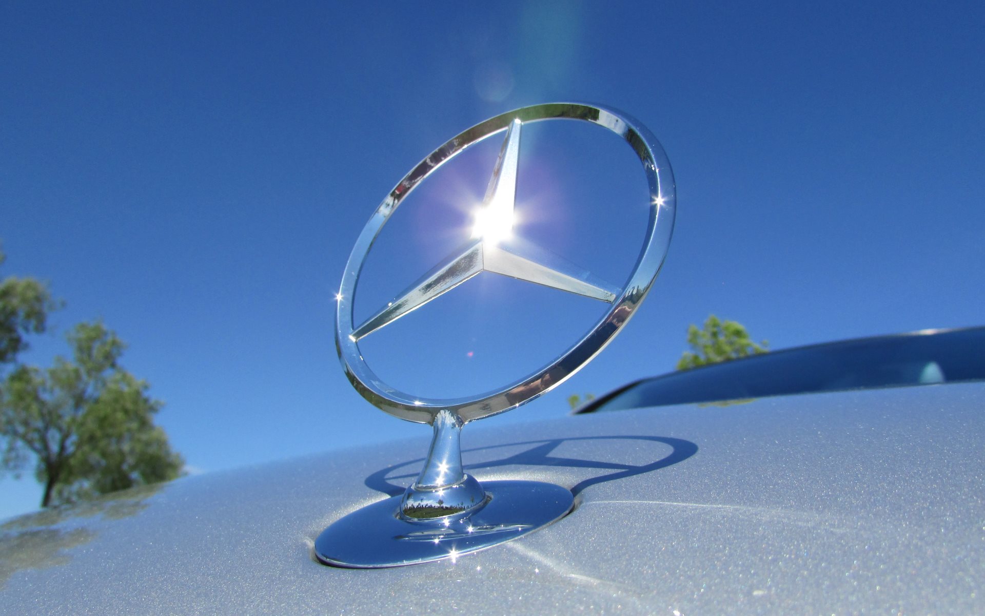 Mercedes-Stern von thomasoeli