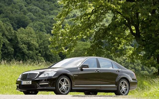 2011_S-Class_S63AMG_05