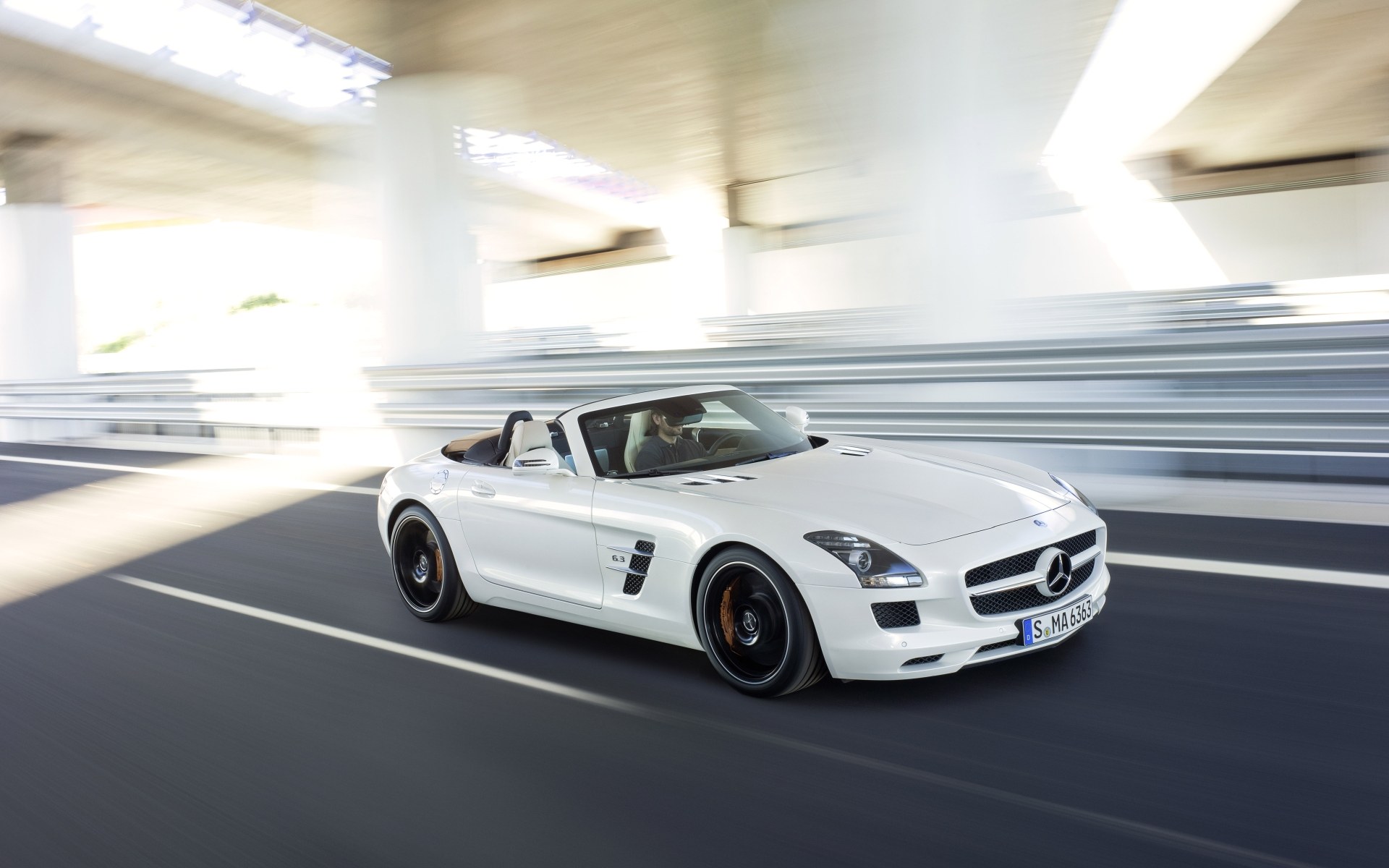 2011_SLS-AMG-Roadster_006