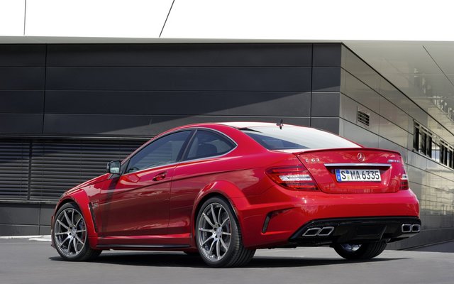 2012_c63amg-blackseries_1