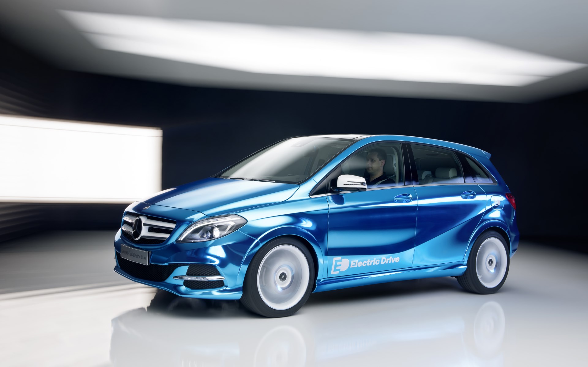 2013_B-Class_Electric-Drive_1