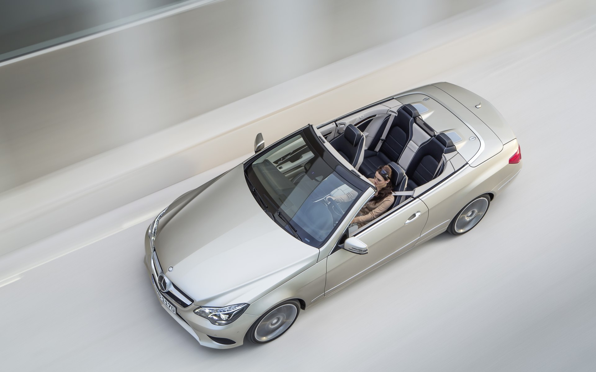 2013_E-Class_Cabrio_207_06