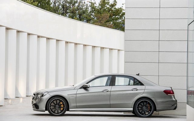 2013_E-Klasse_E63AMG_2