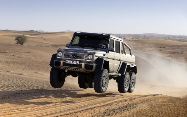 2013_g63amg6x6_10