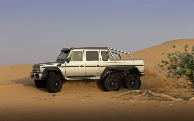 2013_g63amg6x6_15