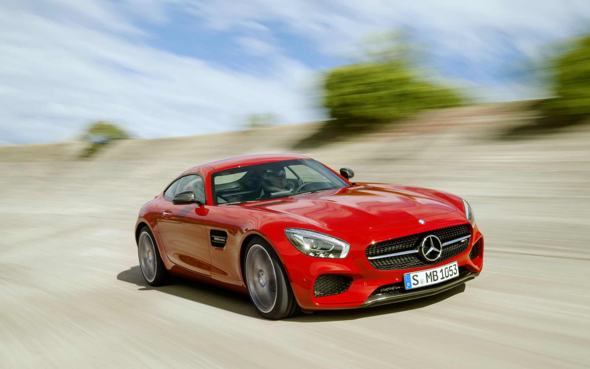 2014_amg-gt_1