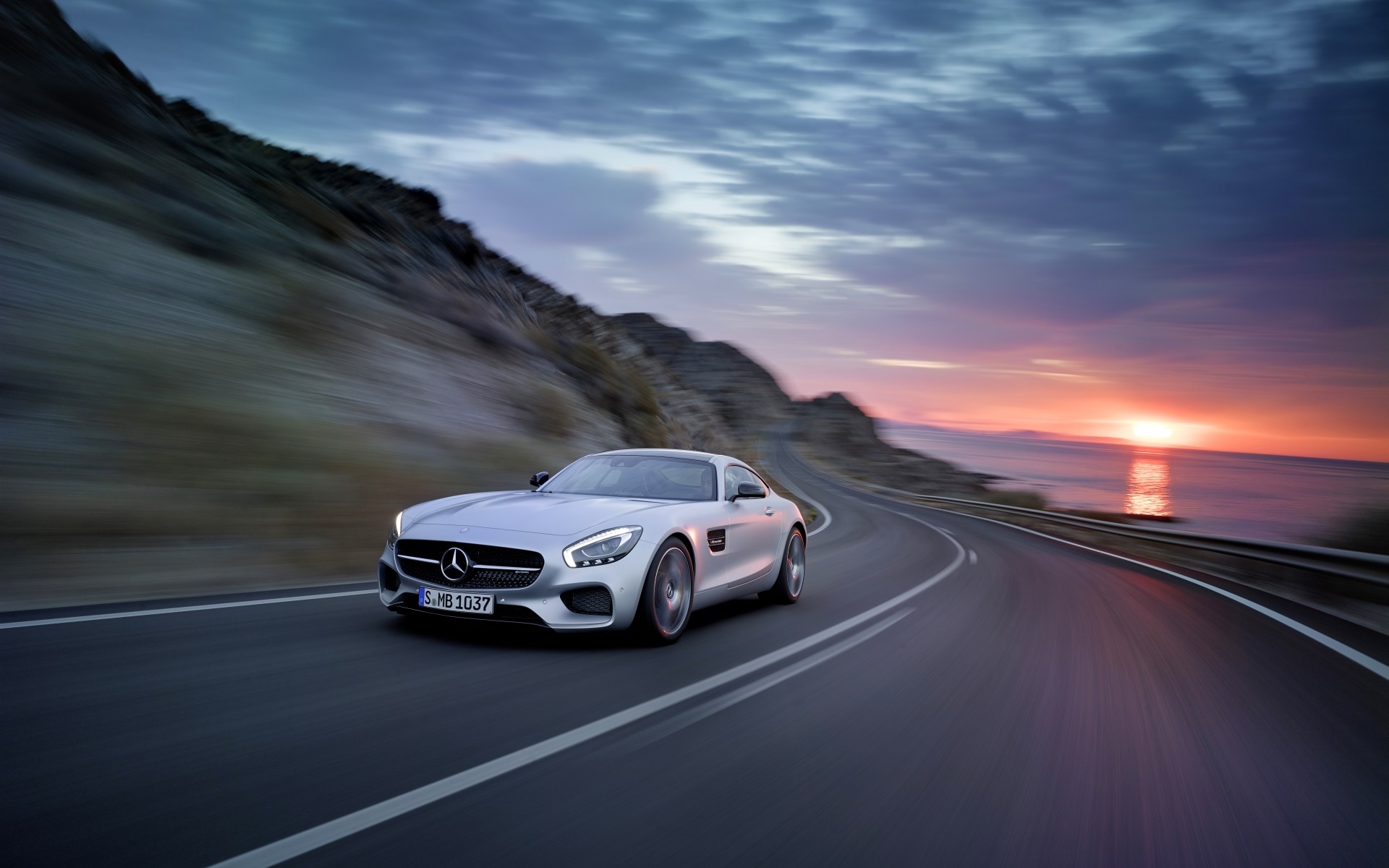 2014_amg-gt_12