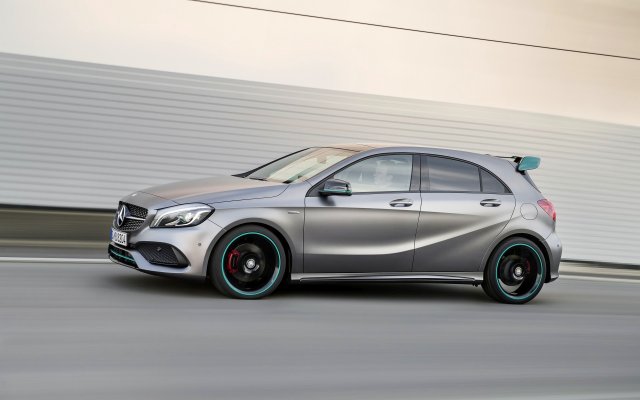 2015_A-Class_Facelift_A250_Motorsport_1