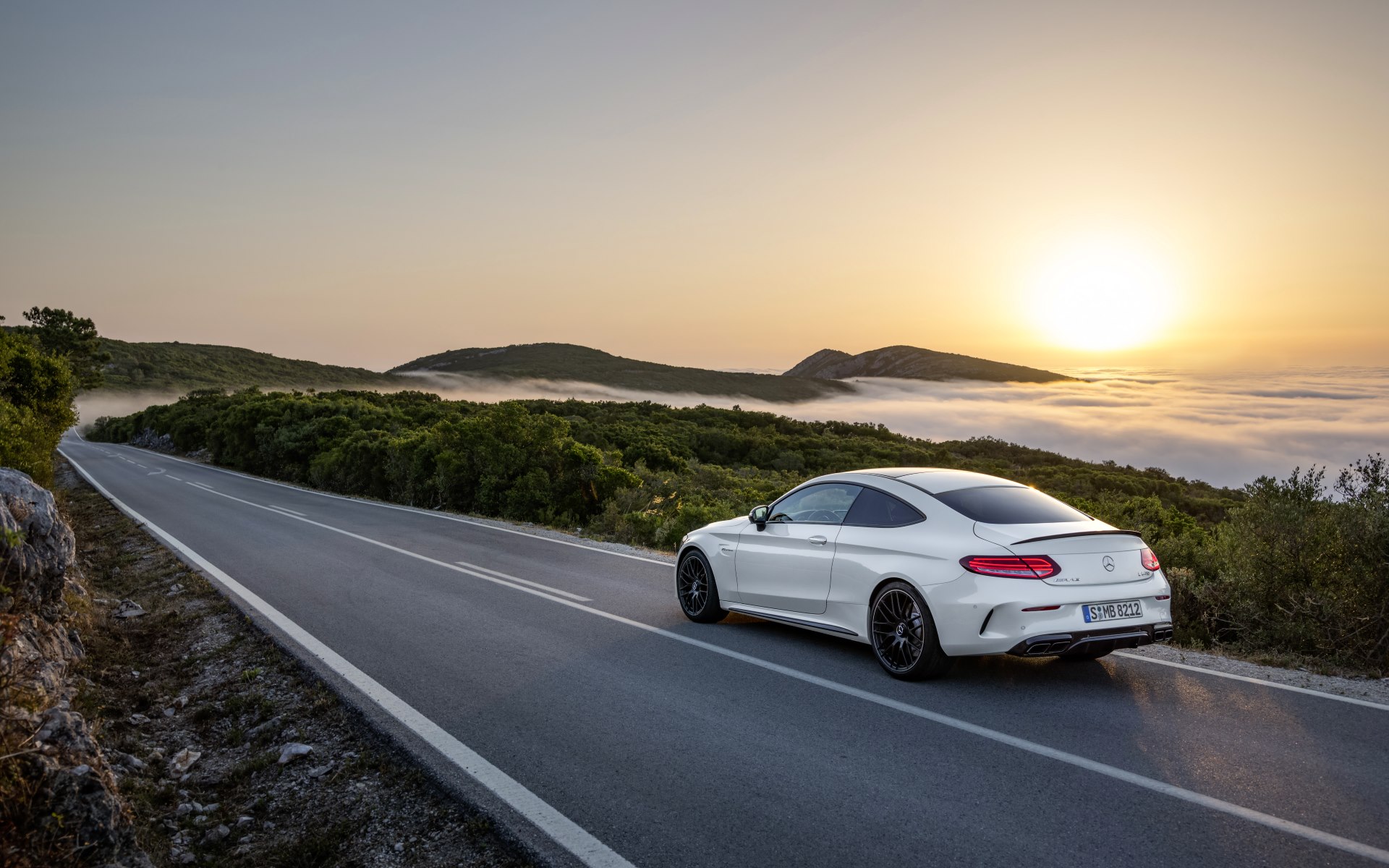 2015_c205_amg-c63_coupe_5