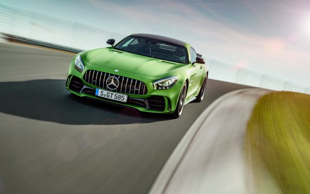 2016_190_amg-gt-r_2