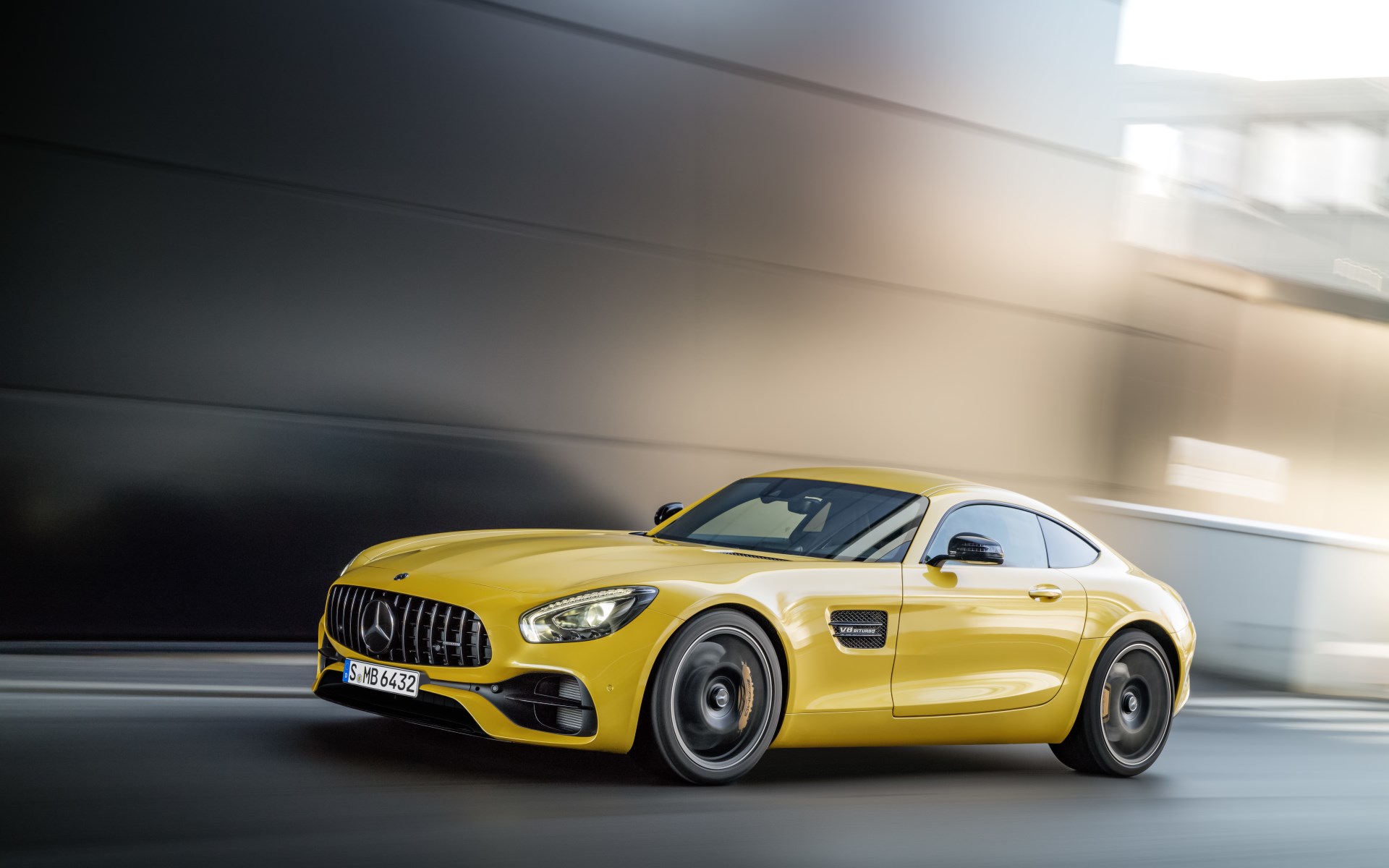 2017_amg-gt-s_4