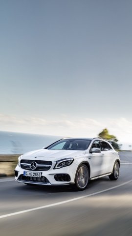 mobile_16-9_2017_gla-45-amg