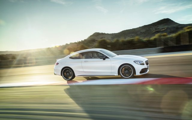 2018_amg_c-class_c63s_coupe_11