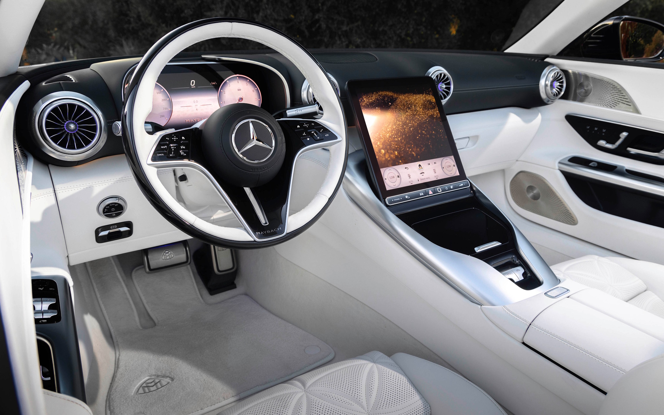 2025_amg-sl680_maybach_r232_8_interieur