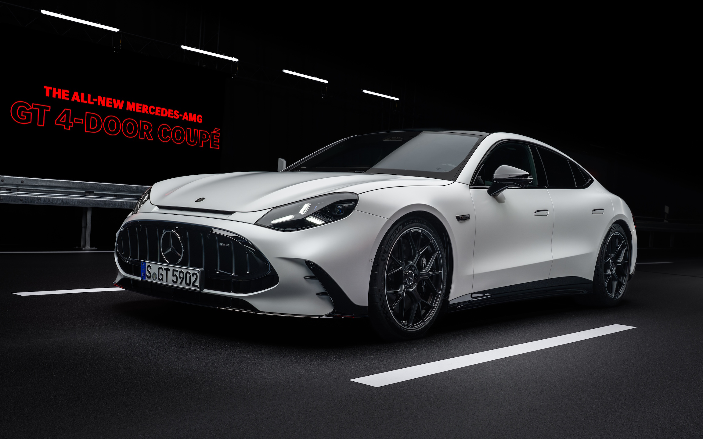 2026_amg-gt-4-door-coupe_c590_12
