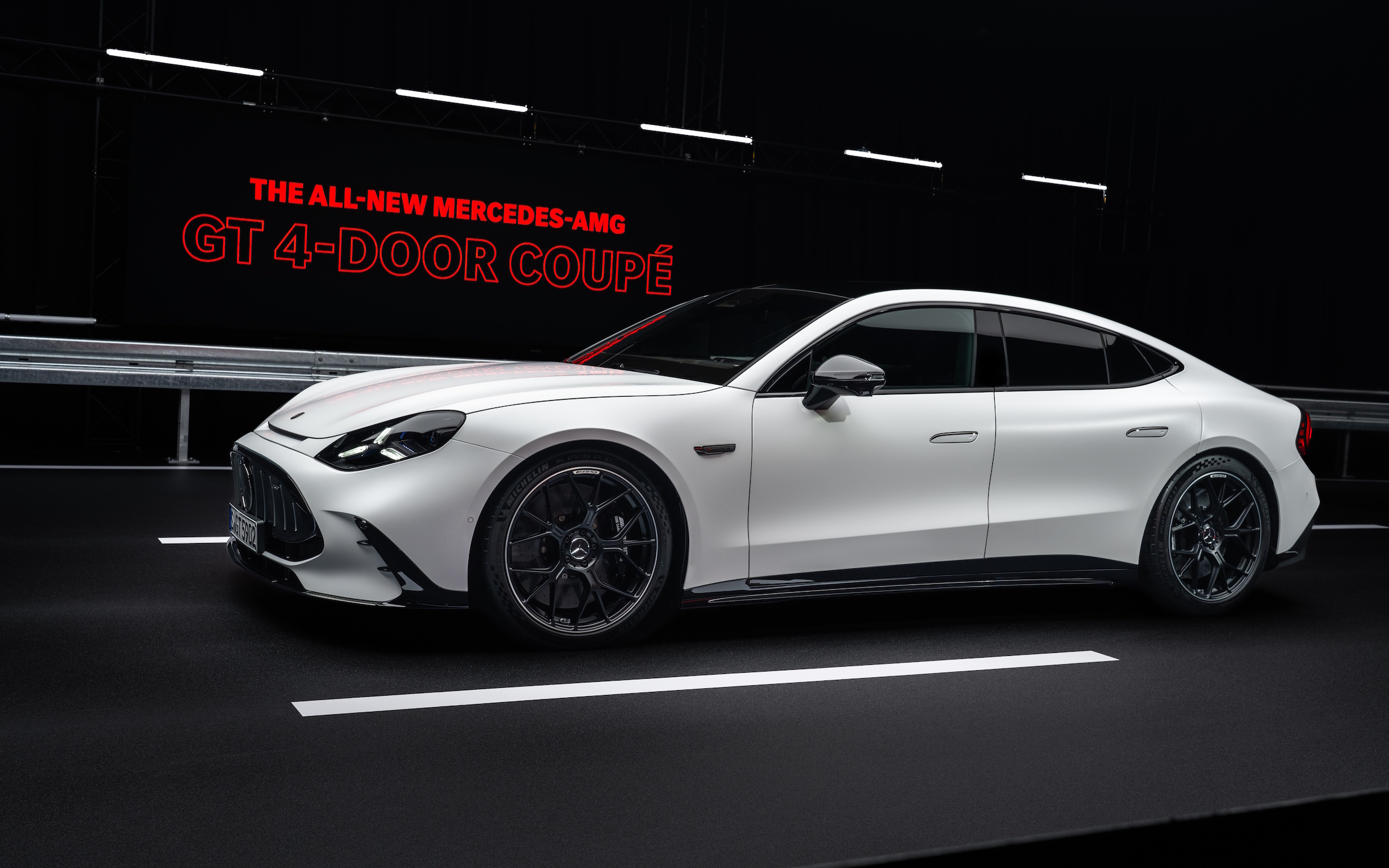 2026_amg-gt-4-door-coupe_c590_13