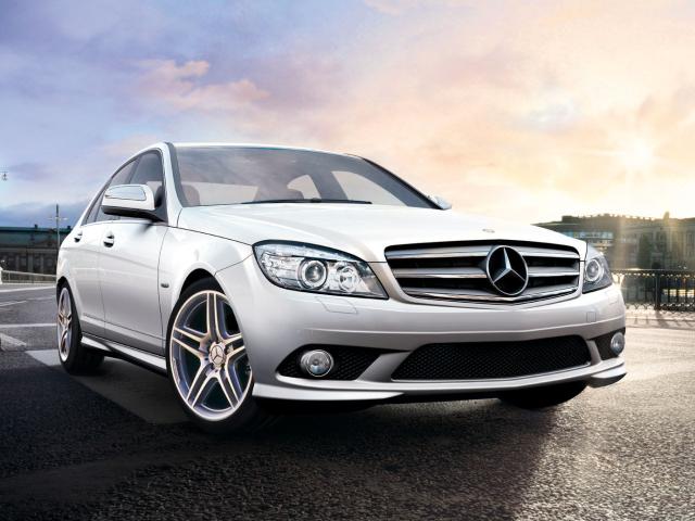 W204_US-Model_01