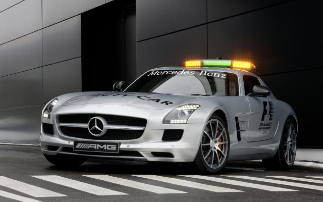 2010 F1 Safety Car SLS AMG 05
